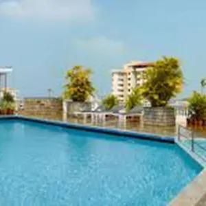 Hotel Abad Atrium, Kochi